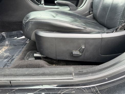 Used 2014 Chrysler 200 Limited FWD image 16