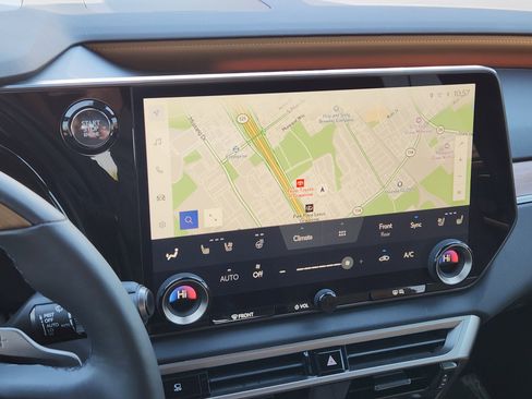 Certified 2025 Lexus RX 350 Premium Plus w/ Accessory Package (Z1) image 18