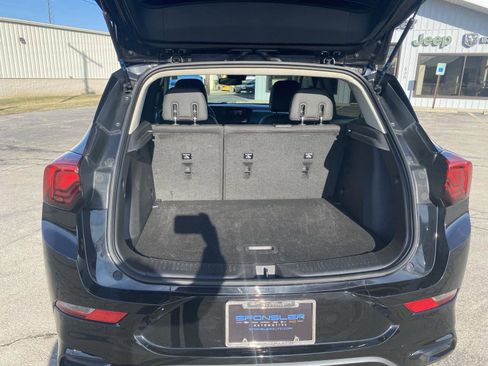 Used 2024 Buick Encore GX Sport Touring image 31