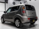 Used 2011 Kia Soul + image 4