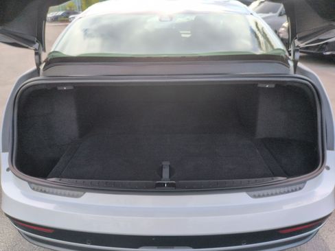 Used 2024 Lucid Air Touring AWD/4WD image 31