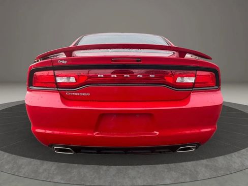 Used 2013 Dodge Charger SXT image 12