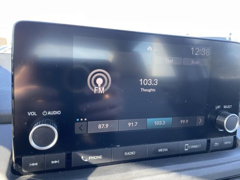 Certified 2023 Honda Accord EX image 22