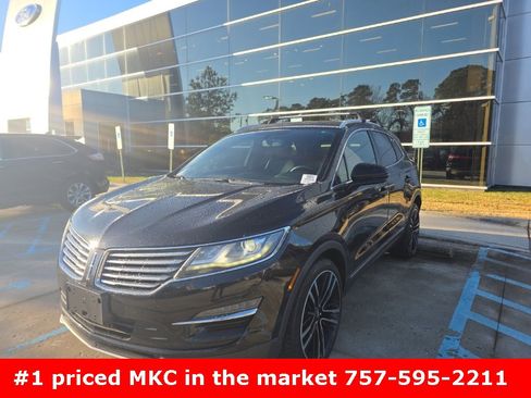 Used 2017 Lincoln MKC Reserve image 2
