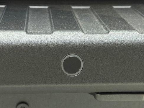 Used 2025 Ford Maverick XLT w/ Equipment Group 301A image 15