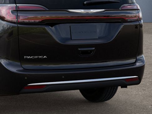 New 2026 Chrysler Pacifica Select image 39