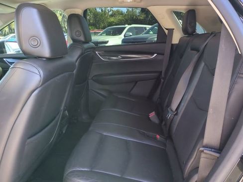 Used 2017 Cadillac XT5 Luxury w/ Driver Awareness Package image 16