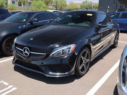 Used 2018 Mercedes-Benz C 300 Coupe image 2