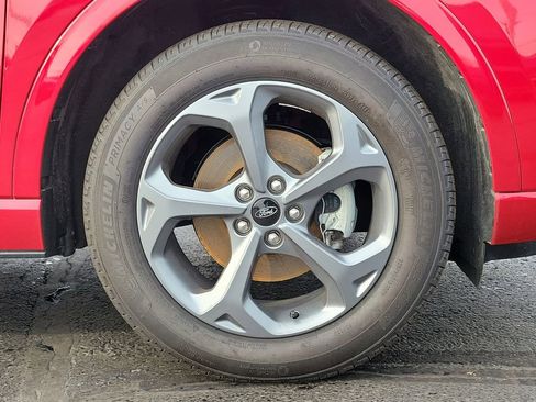 Certified 2023 Ford Escape ST-Line image 9