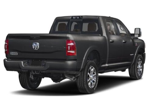 Used 2024 RAM 2500 Limited AWD/4WD image 2