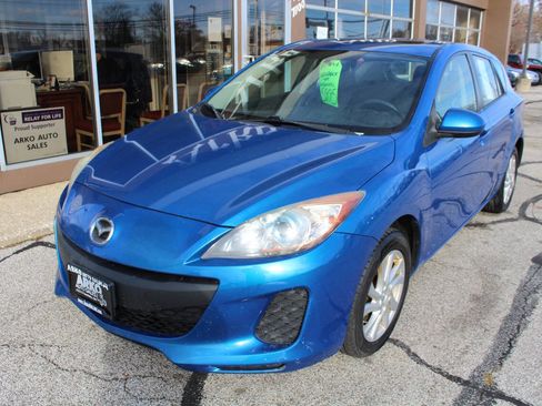 Used 2012 MAZDA MAZDA3 i Touring image 2