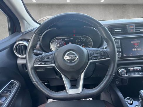 Used 2020 Nissan Versa SR FWD image 25