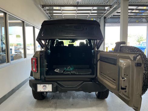 New 2026 Ford Bronco Outer Banks AWD/4WD image 8