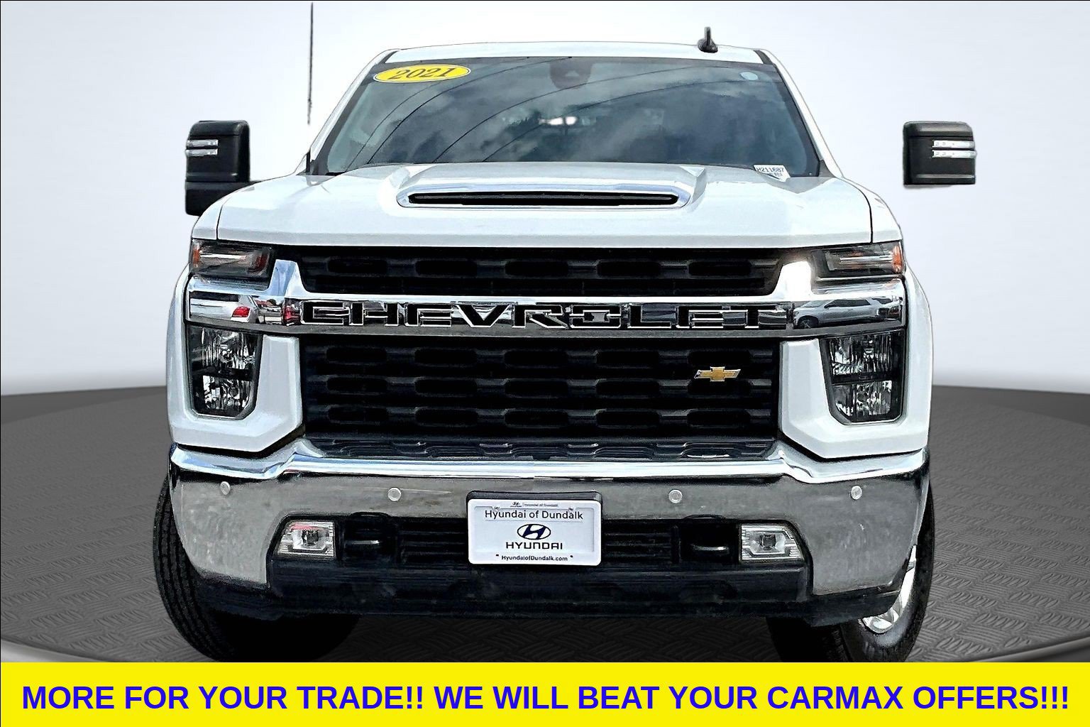 Used 2021 Chevrolet Silverado 2500 LT w/ Convenience Package AWD/4WD image 2