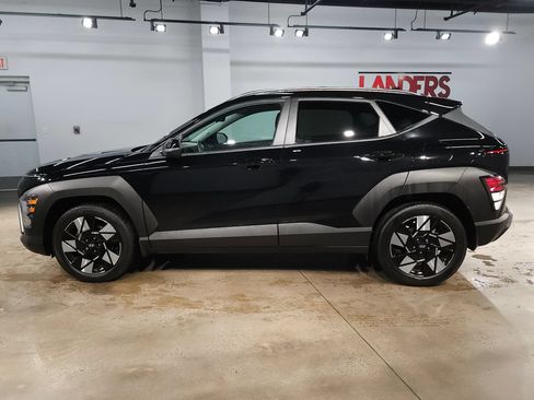 Used 2024 Hyundai Kona SEL FWD image 4
