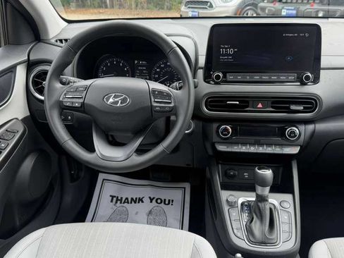 Certified 2023 Hyundai Kona SEL w/ Convenience Package AWD/4WD image 23