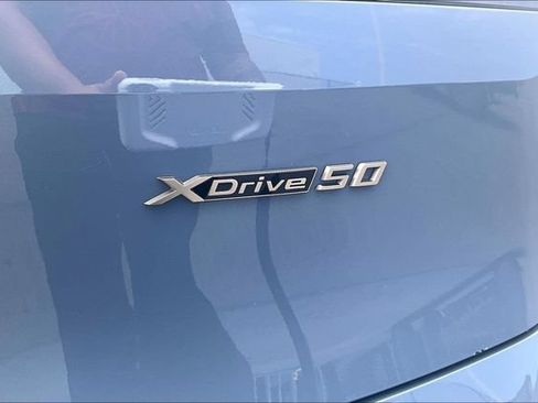 Used 2024 BMW iX xDrive50 w/ Premium Package AWD/4WD image 32
