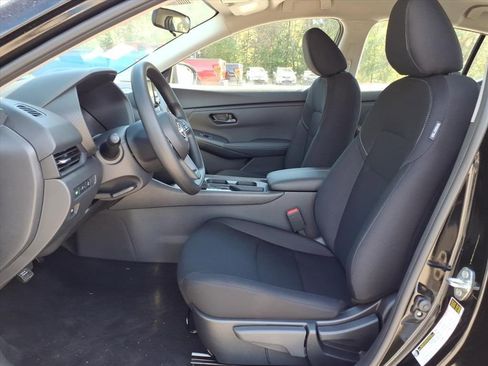 New 2025 Nissan Sentra S image 10