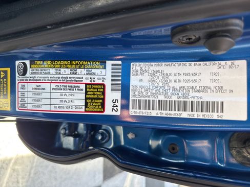 Used 2017 Toyota Tacoma TRD Sport w/ Tow Package (A/T) AWD/4WD image 56