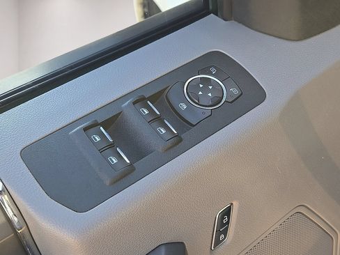Used 2016 Ford F150 XLT w/ Equipment Group 301A Mid RWD image 22