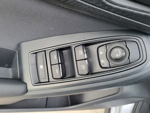 Used 2019 Subaru Crosstrek 2.0i Premium w/ Eyesight System AWD/4WD image 17