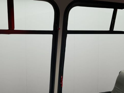 Used 2011 Ford E-350 and Econoline 350 Super Duty w/ Shuttle Bus Prep Pkg image 13