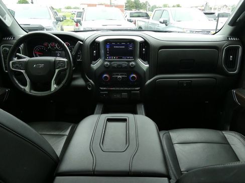 Used 2020 Chevrolet Silverado 1500 LT Trail Boss AWD/4WD image 21