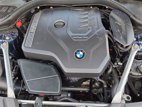 Used 2023 BMW 530i w/ Premium Package RWD image 10
