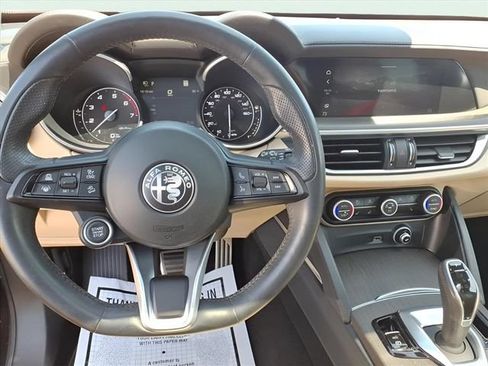 Used 2023 Alfa Romeo Stelvio Ti Lusso w/ Quick Order Package 22X Lusso AWD/4WD image 18