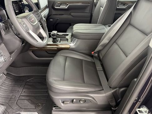 New 2026 GMC Sierra 1500 Elevation w/ Elevation Premium Package image 7