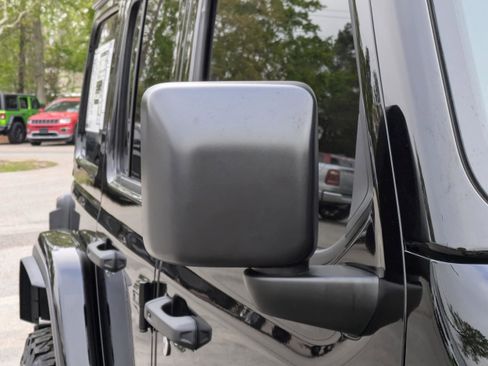 New 2025 Jeep Wrangler Unlimited Rubicon 392 image 13