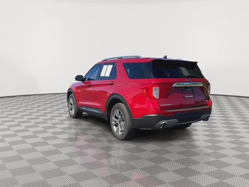 Used 2021 Ford Explorer Limited AWD/4WD image 7