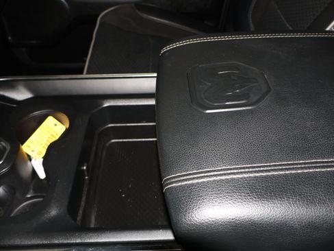 Used 2024 RAM 1500 Laramie image 35