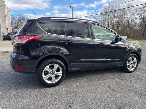 Used 2016 Ford Escape SE w/ Equipment Group 201A image 11