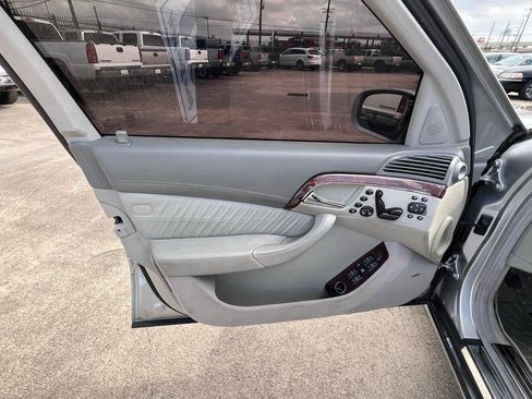 Used 2005 Mercedes-Benz S 600 image 19