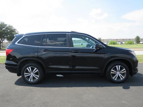 Used 2016 Honda Pilot EX-L image 4