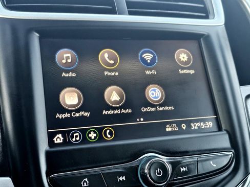 Used 2020 Chevrolet Sonic LT image 16