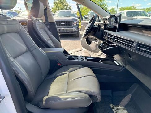 Used 2023 Lincoln Corsair Grand Touring w/ Equipment Group 302A AWD/4WD image 24