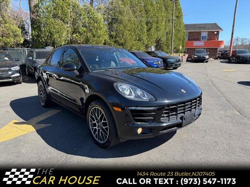 Used 2018 Porsche Macan S image 11
