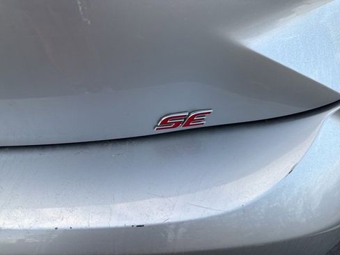 Used 2025 Toyota Corolla SE image 13