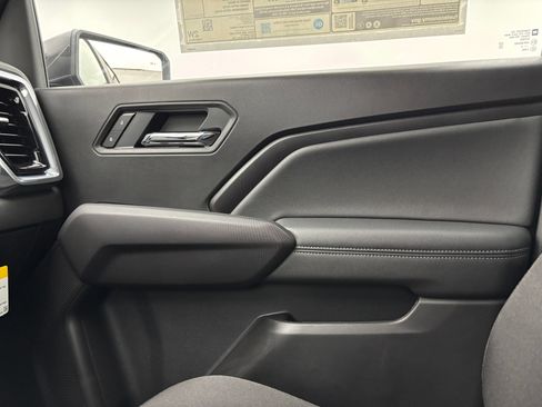 New 2026 GMC Canyon Elevation w/ Convenience Package RWD image 37