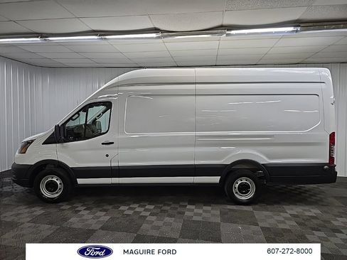Used 2025 Ford Transit 250 148 High Roof Extended w/ Load Area Protection Package RWD image 6