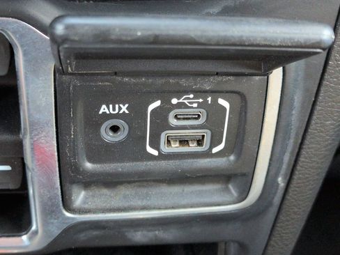 Used 2021 Jeep Wrangler Unlimited Sport AWD/4WD image 20