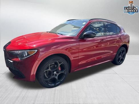 Used 2023 Alfa Romeo Stelvio Veloce AWD/4WD image 1