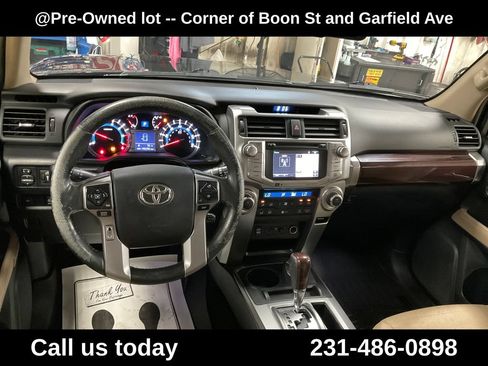 Used 2016 Toyota 4Runner Limited w/ Convenience Package AWD/4WD image 18