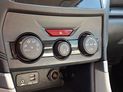 Used 2021 Subaru Forester AWD/4WD image 15