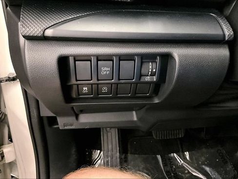 Used 2021 Subaru Forester AWD/4WD image 35