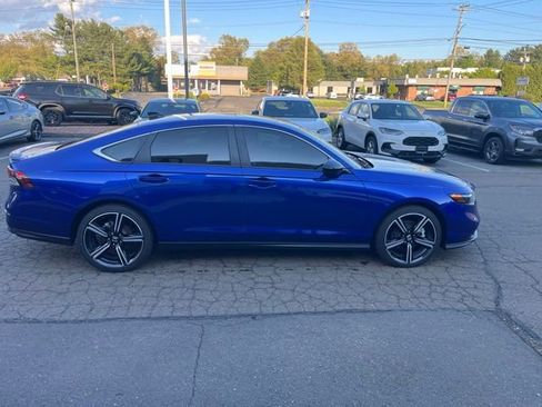 Used 2025 Honda Accord Sport image 22