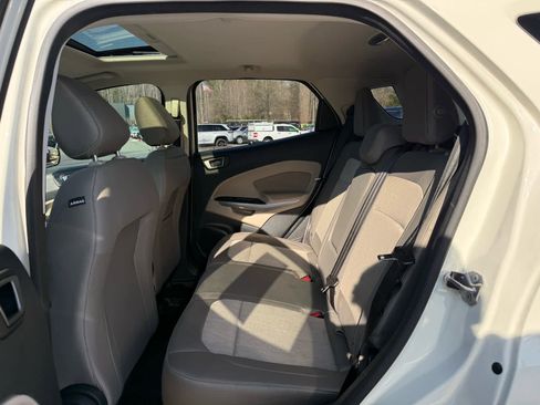 Used 2021 Ford EcoSport SE image 27