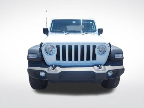 Used 2018 Jeep Wrangler Unlimited Sport S AWD/4WD image 3